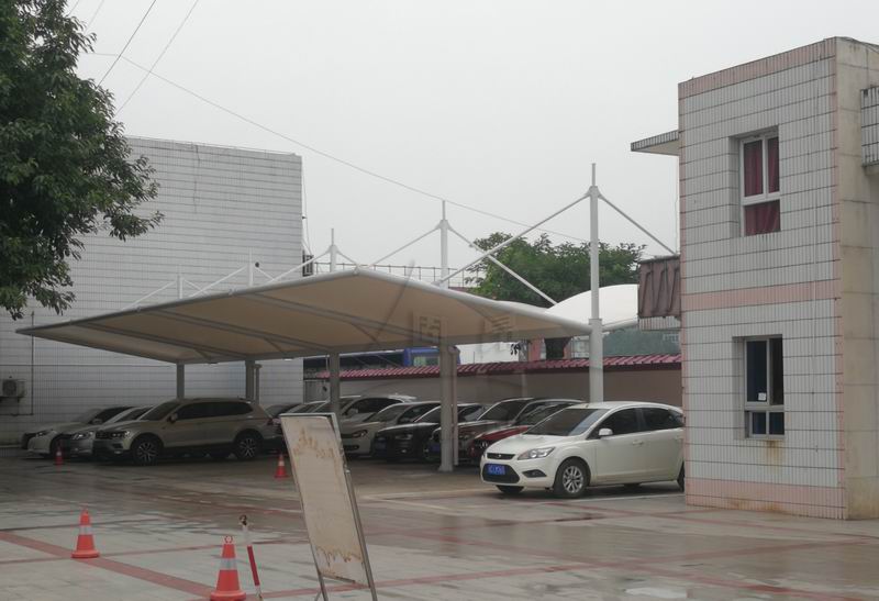 重慶鐵路段膜結構車棚